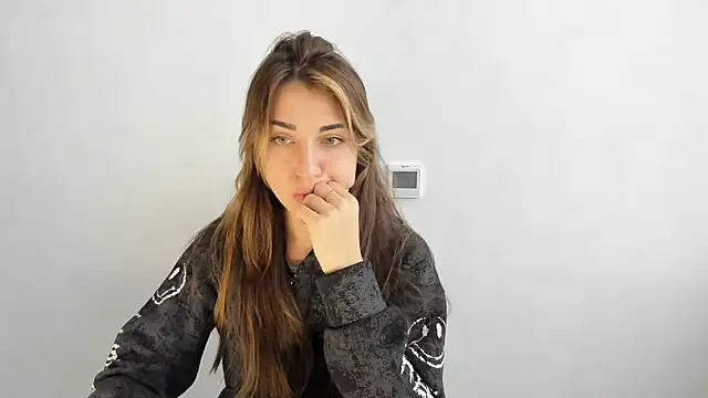 Summmmersky online show from 26, 2, 2025