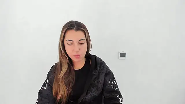 Summmmersky online show from 8, 11, 2025