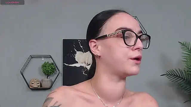 IzabelllNoir online show from 29, 3, 2026