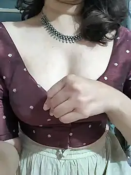 Brown Maxi online show from 13, 12, 2024