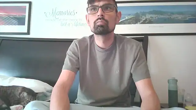 Snapshot of spence204011 chatting on 15, 3, 2026 spence204011 online show from 15, 3, 2026