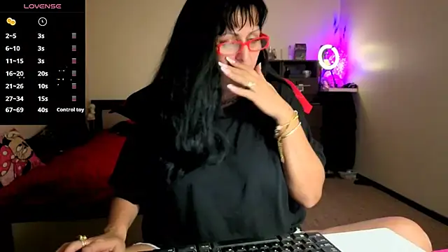 Snapshot of YourDreamLoverr chatting on 20, 11, 2025 YourDreamLoverr online show from 20, 11, 2025