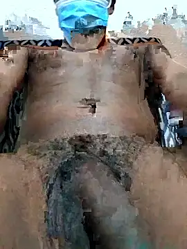 Snapshot of T0xic-Vee chatting on 8, 1, 2026 T0xic-Vee online show from 8, 1, 2026