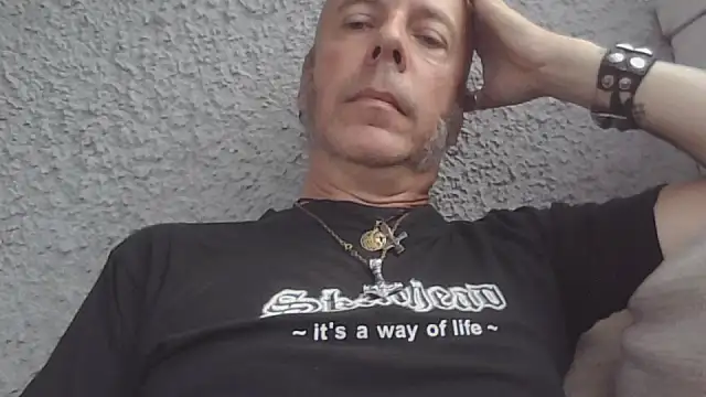Snapshot of SHARPSkinhead chatting on 28, 6, 2026 SHARPSkinhead online show from 28, 6, 2026