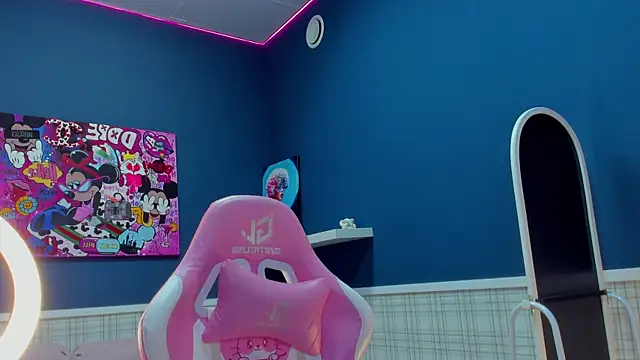 Snapshot of Angel_Sapphire_ chatting on 7, 4, 2026 Angel Sapphire online show from 7, 4, 2026