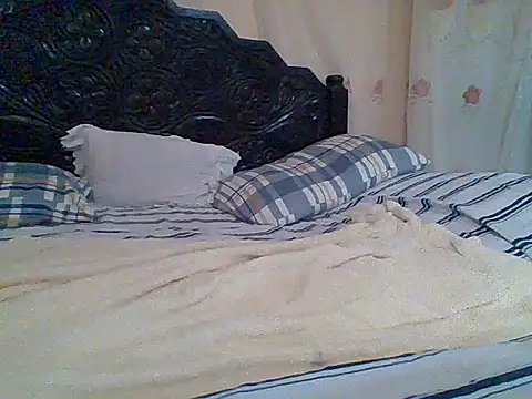 Snapshot of sweetymummy chatting on 4, 3, 2026 sweetymummy online show from 4, 3, 2026