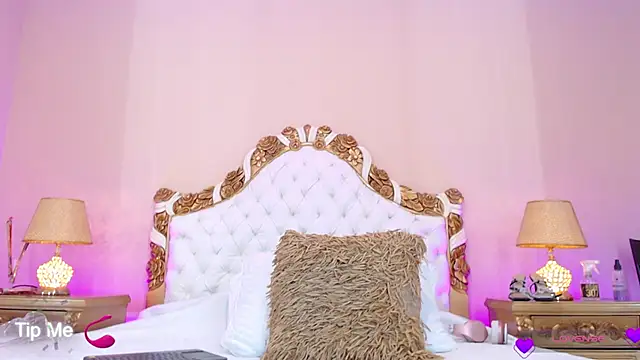 AdelinaVans online show from 4, 10, 2025