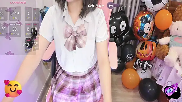 Snapshot of Yuka_Chan chatting on 31, 10, 2025 Yuka Chan online show from 31, 10, 2025