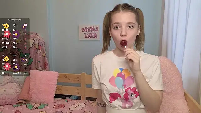 PrincessLittleKiki online show from 9, 10, 2025