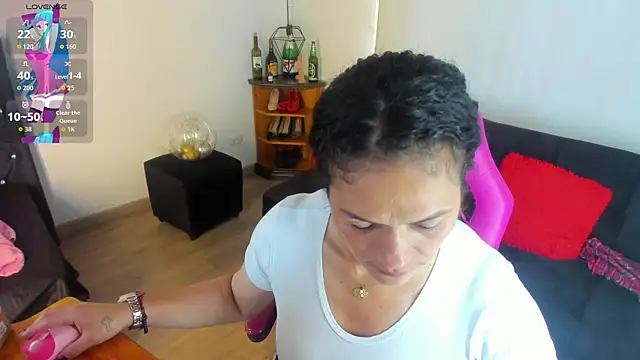 Aliciia cute1 online show from 17, 2, 2026