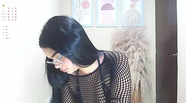 lindsay sweet2 online show from 2, 2, 2025