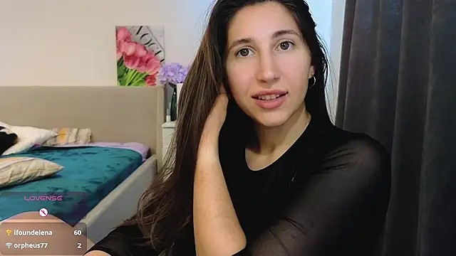 Snapshot of marrycolins chatting on 5, 7, 2026 marrycolins online show from 5, 7, 2026