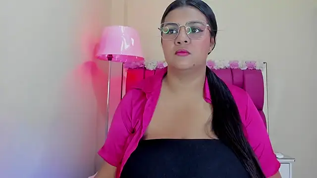 Snapshot of Gabriela_Brown chatting on 1, 2, 2025 Gabriela Brown online show from 1, 2, 2025