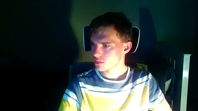 Snapshot of bluegaze6 chatting on 27, 11, 2025 bluegaze6 online show from 27, 11, 2025