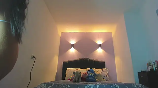 Sofia Clauss  online show from 24, 3, 2026