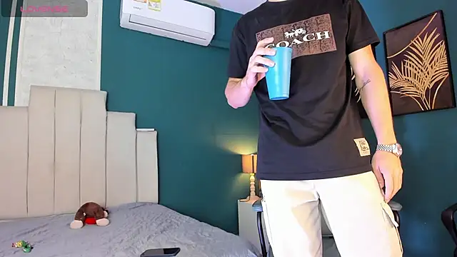 AlessandroDybala online show from 2, 12, 2025