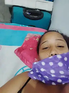 Snapshot of zandra_kiman chatting on 2, 7, 2026 zandra kiman online show from 2, 7, 2026