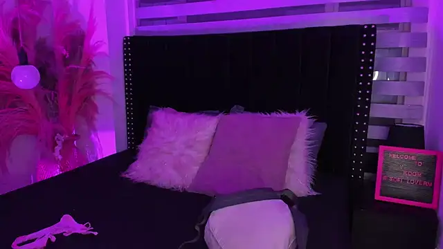 Snapshot of Sofiia-Rubb chatting on 31, 1, 2025 Sofiia-Rubb online show from 31, 1, 2025