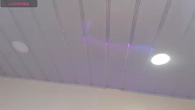 Snapshot of candy_lux_ chatting on 20, 4, 2026 candy lux online show from 20, 4, 2026