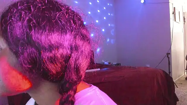Snapshot of yiauana chatting on 19, 5, 2026 yiauana online show from 19, 5, 2026
