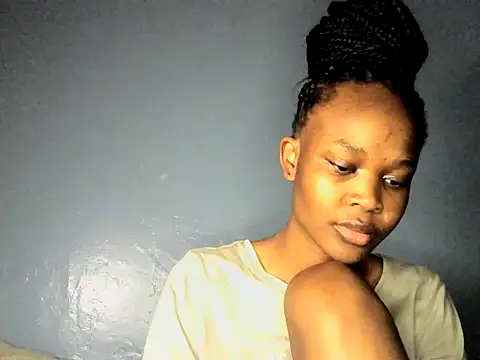 Snapshot of cyberbunnie chatting on 29, 12, 2024 cyberbunnie online show from 29, 12, 2024