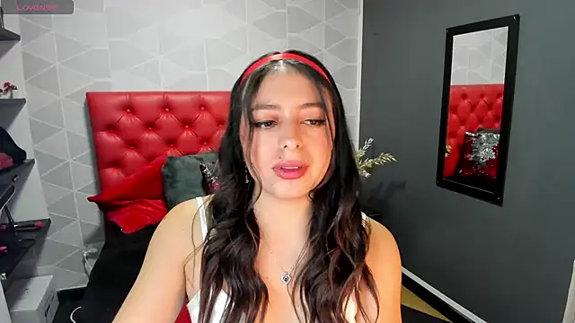 Snapshot of MiaWils_ chatting on 14, 2, 2025 MiaWils online show from 14, 2, 2025