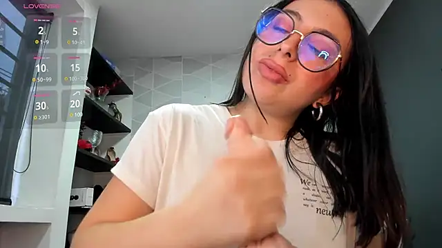 Snapshot of MiaWils_ chatting on 11, 3, 2025 MiaWils online show from 11, 3, 2025