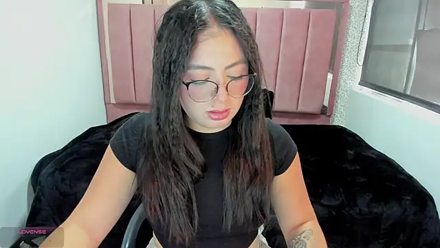 MiaWils  online show from 1, 7, 2026