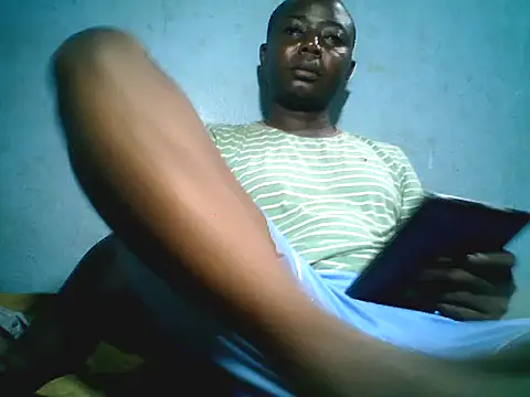 Snapshot of little__joy chatting on 24, 5, 2026 little joy online show from 24, 5, 2026