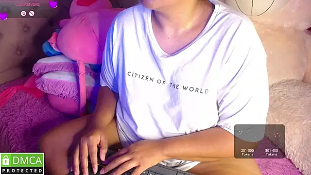 KittyHot20 online show from 4, 12, 2025