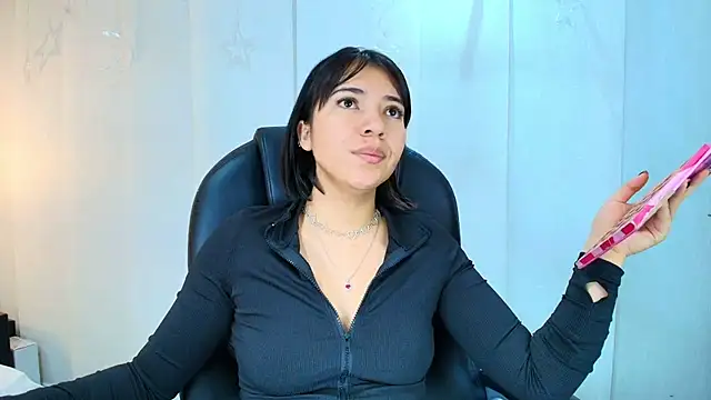 lina bedoya  online show from 26, 11, 2025