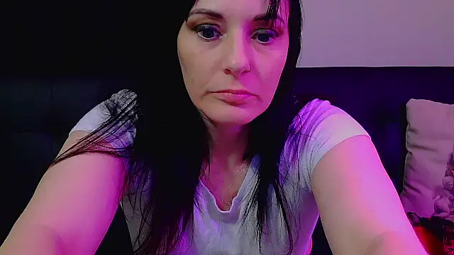 CrystalLakeXO online show from 7, 2, 2026