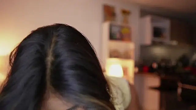 SaraParisi online show from 5, 2, 2026