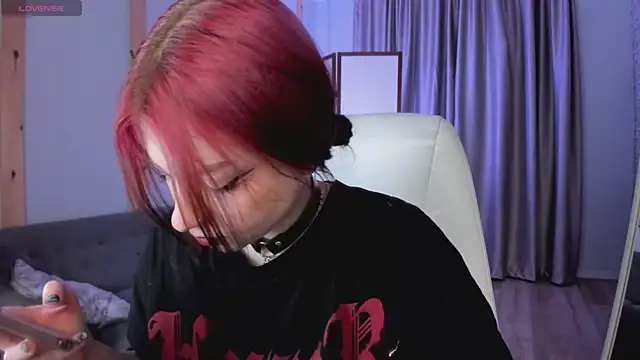 arielabradberry online show from 13, 3, 2025