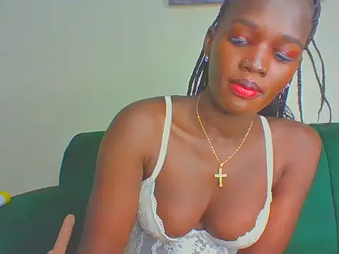 Snapshot of cutesmiling chatting on 17, 4, 2026 cutesmiling online show from 17, 4, 2026