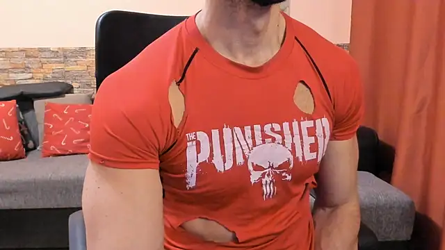 HotHunkTrainer online show from 11, 2, 2026