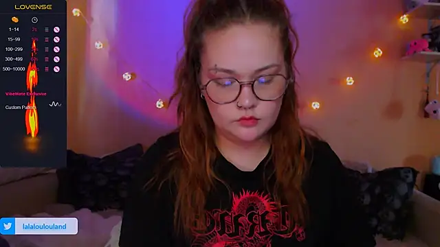 Snapshot of lala_loulou_land chatting on 20, 10, 2025 lala loulou land online show from 20, 10, 2025