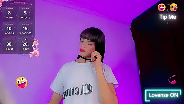 Snapshot of emperatrizhotwolf chatting on 16, 10, 2025 emperatrizhotwolf online show from 16, 10, 2025