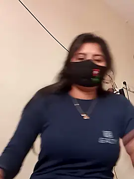 Snapshot of Cute_Nipa chatting on 5, 1, 2025 Cute Nipa online show from 5, 1, 2025