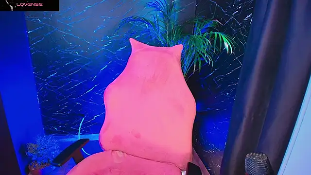 Palo santo online show from 12, 2, 2026