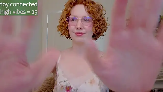 Snapshot of _lightmyfire chatting on 12, 9, 2025  lightmyfire online show from 12, 9, 2025