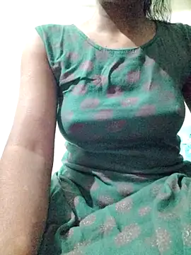 rituporna2004 online show from 9, 1, 2026