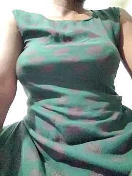 rituporna2004 online show from 19, 4, 2026