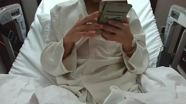 Snapshot of matu050556 chatting on 20, 12, 2025 matu050556 online show from 20, 12, 2025