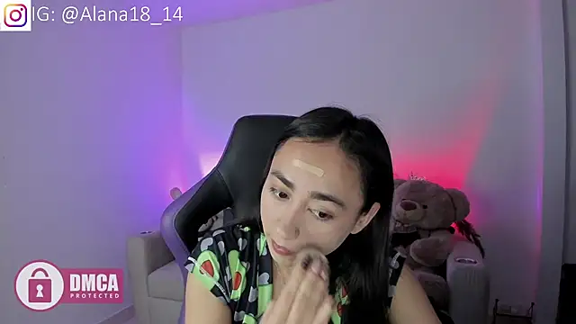 Alana Pherson online show from 18, 11, 2025