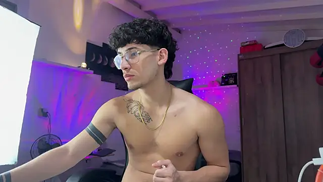 Kisan Smith online show from 9, 3, 2026