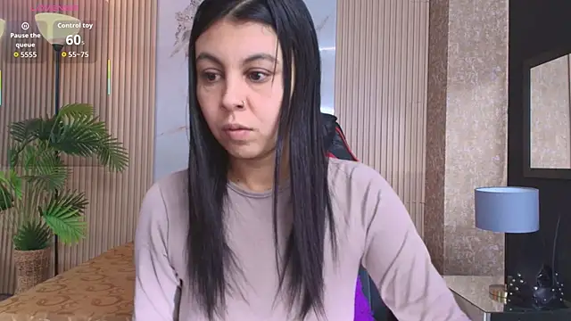 Snapshot of Juliet_Nasty chatting on 25, 11, 2025 Juliet Nasty online show from 25, 11, 2025