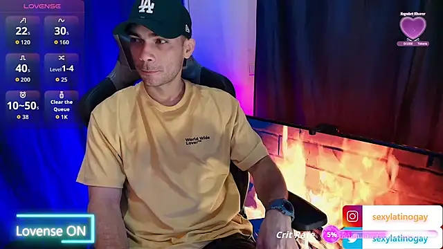 sexyboycolombi4 online show from 2, 4, 2026