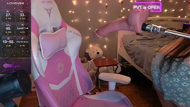 Snapshot of og_maddison chatting on 9, 1, 2025 og maddison online show from 9, 1, 2025