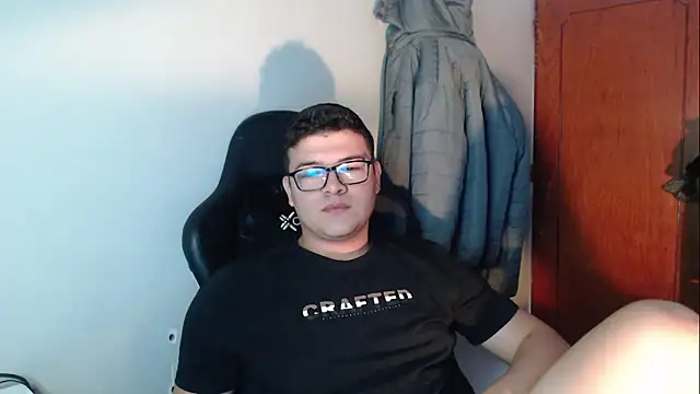 Plug Control online show from 19, 12, 2025